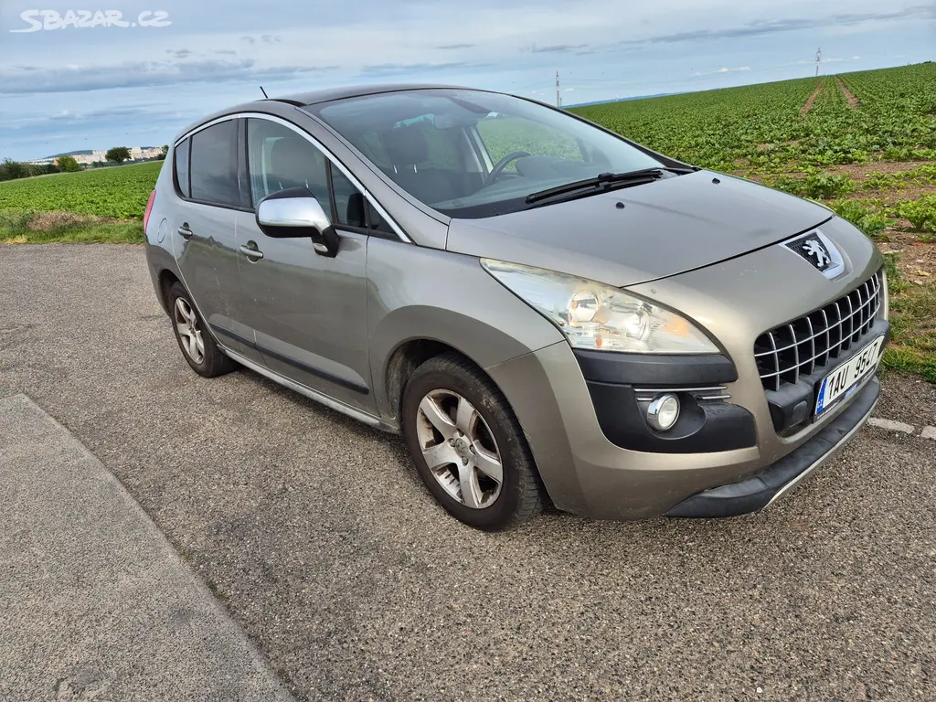 Peugeot 3008 1,6 i benzín 2010